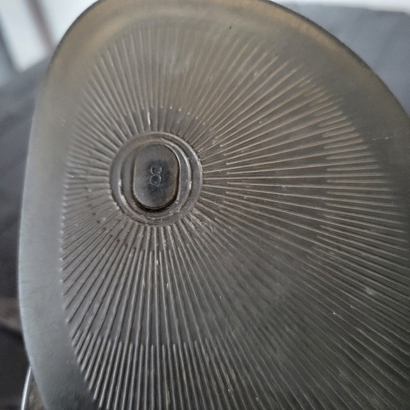 Michael Kors Women's 8 Grey Black Jelly Sandals T-Strap Thongs Spring Summer - Picture 2 of 6